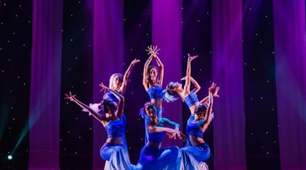 世博演艺2018上半年营收下滑近六成 经营性演出与经纪业务成主因